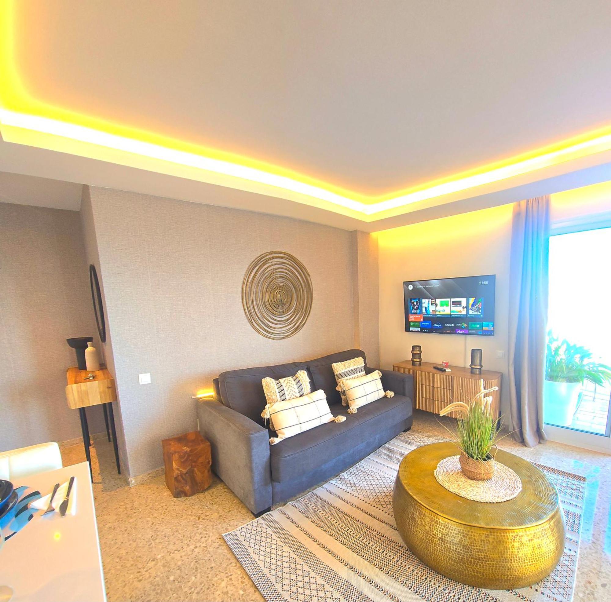 Seaview Retreat Torremolinos City Center, With Pool And Amazing Views By Namaste Elite エクステリア 写真